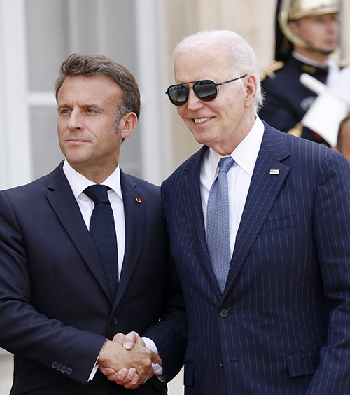 Emmanuel Macron ha donato a Joe Biden l’occhiale Edge Regular Greylynx™ di Vuarnet