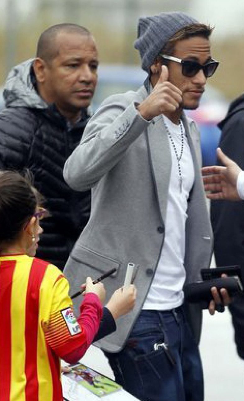 Pallone d’Oro 2013: Neymar Jr indossa gli occhiali Police